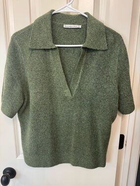 Abercrombie & Fitch Heather Olive Collared V-Neck Sweater